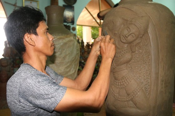UNESCO-honored pottery-making art of Cham people ảnh 3