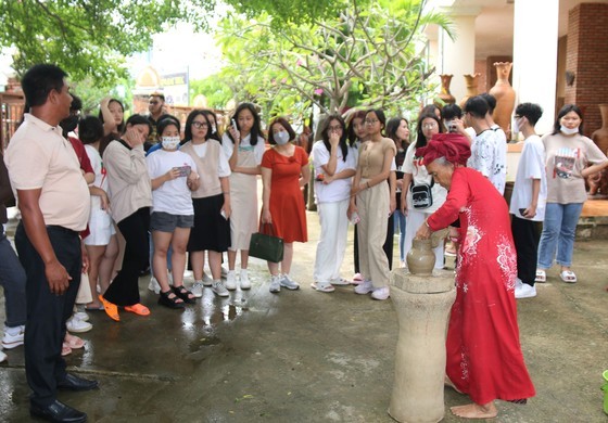 UNESCO-honored pottery-making art of Cham people ảnh 7