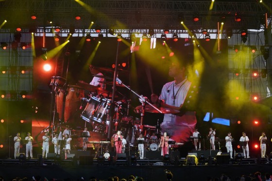 “Ho Do” International Music Festival 2022 attracts over 150,000 audiences ảnh 12