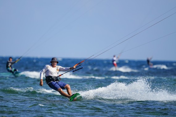 Int’l Kite Surfing Week to open in Ninh Thuan at weekend ảnh 1