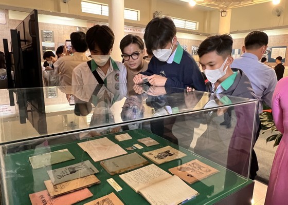 Photo exhibition marks Mau Than Offensive 1968 held in Can Tho ảnh 4