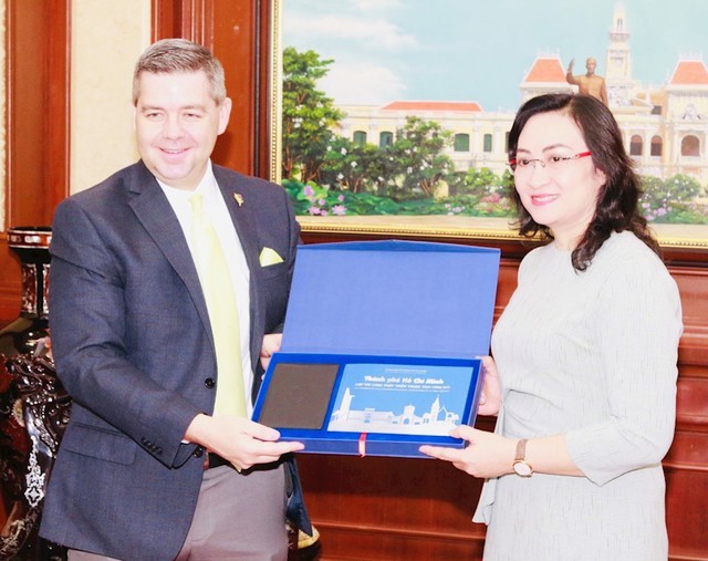 HCMC strengthens ties with Canada's Saskatchewan province ảnh 1