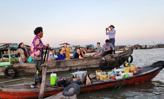An Giang boosts tourism linkages with regional localities ảnh 2