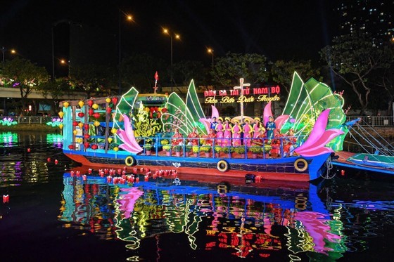 HCMC’s floating flower market on Tet holidays to open on January 6 ảnh 2