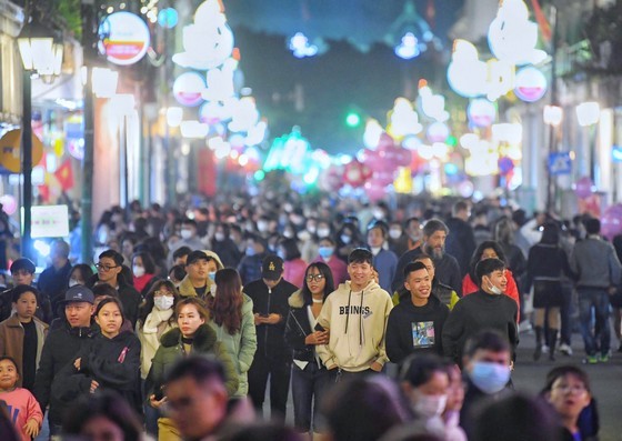 The country's tourism sector serves three million domestic visitors during New Year holiday. (Photo: SGGP)