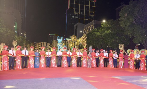 At the ribbon-cutting ceremony (Photo: SGGP)