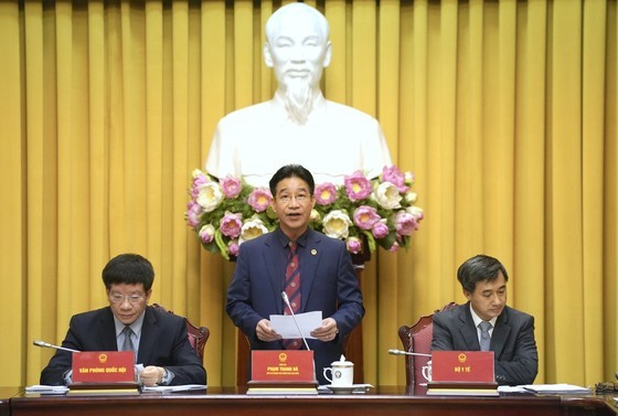 At the press conference to announce the Acting President’s order to promulgate the Law on Medical Examination and Treatment. (Photo: SGGP)