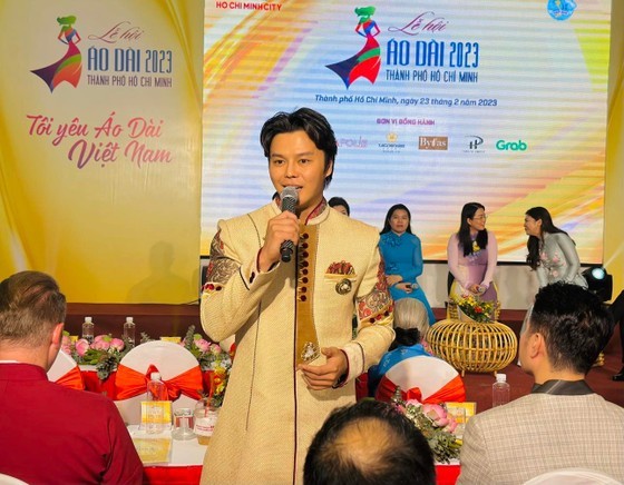 Cai Luong actor Vo Minh Lam, one of the festival's ambassadors (Photo: SGGP)