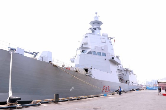 The Italian navy ship “Francesco Morosini”, a multipurpose offshore patrol vessel, arrived in Nha Rong Wharf in HCMC on May 9.