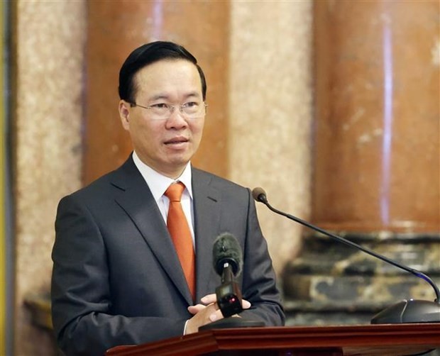 President Vo Van Thuong addresses the meeting with the role models in the drug fight. (Photo: VNA)