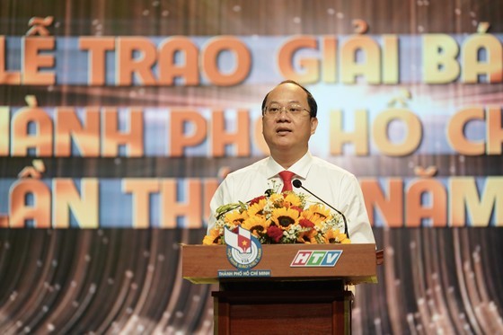 Vice Secretary of the HCMC Party Committee Nguyen Ho Hai speaks at the event. (Photo: SGGP)