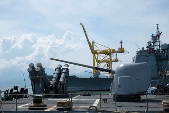 On the aircraft carrier USS Ronald Reagan (Photo: SGGP)