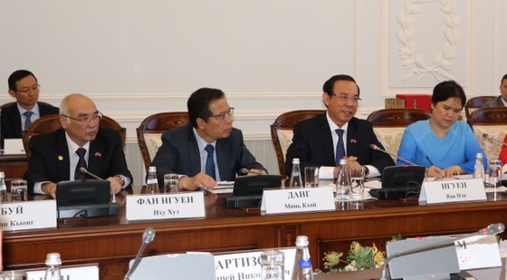 At a meeting between the HCMC's delegation and Governor of Saint Petersburg, Alexander Beglov (Photo: SGGP)