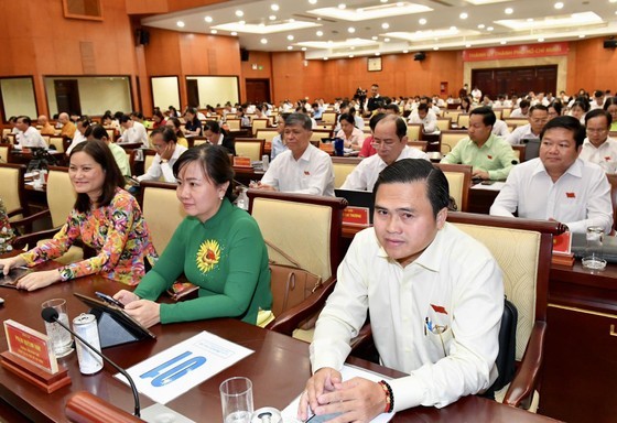 Delegates attend the 10th session of the 10th tenure People's Council of HCMC which opened on July 10. (Photo: SGGP) Delegates attend the 10th session of the 10th tenure People's Council of HCMC which opened on July 10. (Photo: SGGP)