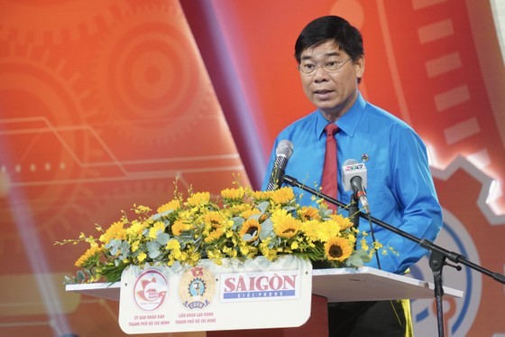 Vice Chairman of the HCMC Labor Federation Pham Chi Tam speaks at the event. (Photo: SGGP)