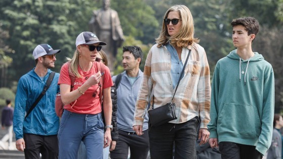 The country sees an increase in the number of international tourists for July and August. (Photo: SGGP)