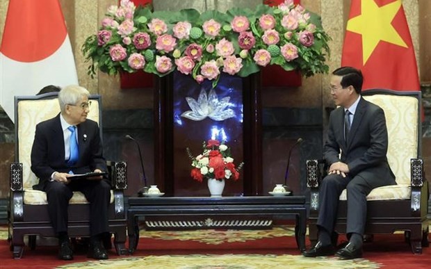 The meeting between President Vo Van Thuong (R) and President of the House of Councillors of Japan Otsuji Hidehisa in Hanoi on September 6. (Photo: VNA)