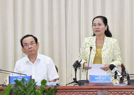 Secretary of the HCMC Party Committee Nguyen Van Nen (L) and Chairwoman of the HCMC People’s Council Nguyen Thi Le attend the conference. (Photo: SGGP)