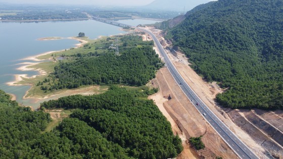 A section of the National Highway 45 – Nghi Son expressway (Photo: SGGP)