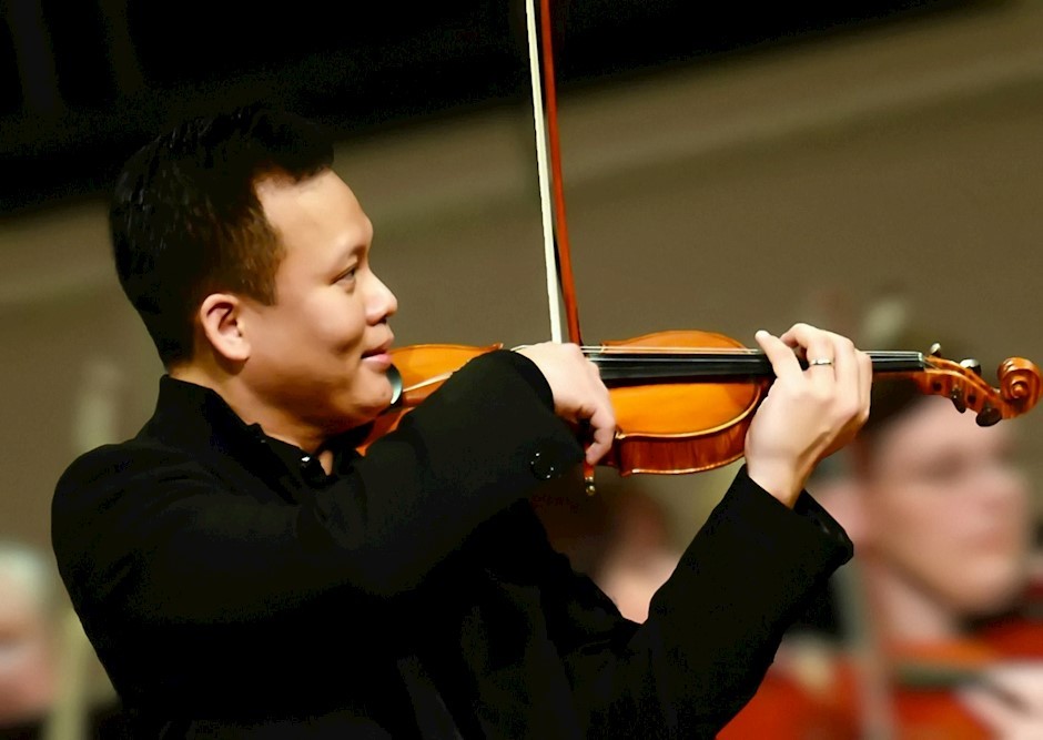 Violinist Chuong Vu (Photo: HBSO)
