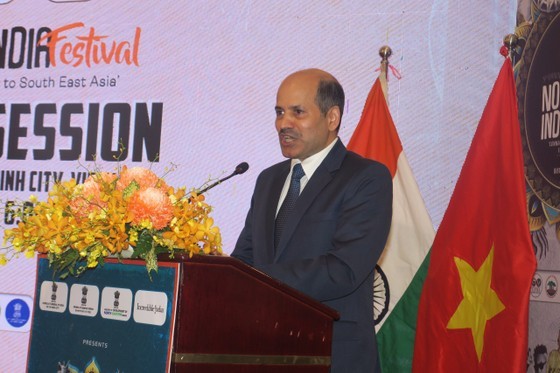 Indian Ambassador in Vietnam Sandeep Arya speaks at the event. (Photo: SGGP)