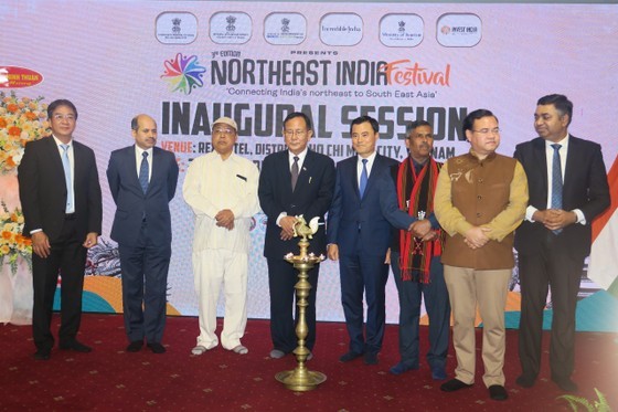 Delegates attend the inaugural ceremony of the North East India Festival. (Photo: SGGP)