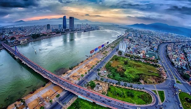 The central city of Da Nang is striving to become a major socio-economic center. (Photo: VNA)