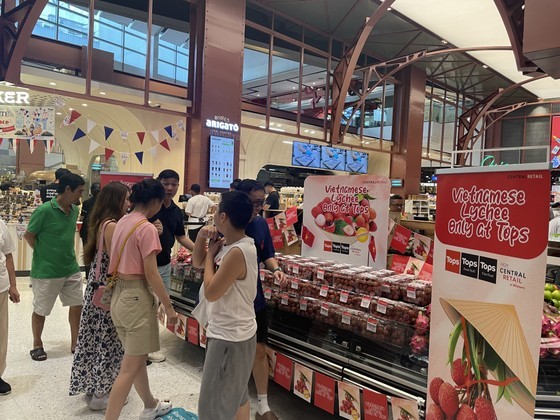 Vietnamese lychee at Siam Paragon shopping mall in Bangkok. (Photo: VNA)