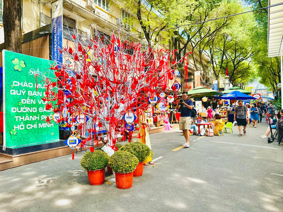 HCMC Book Street is one of the most visited tourist attractions in the city. (Photo: SGGP)