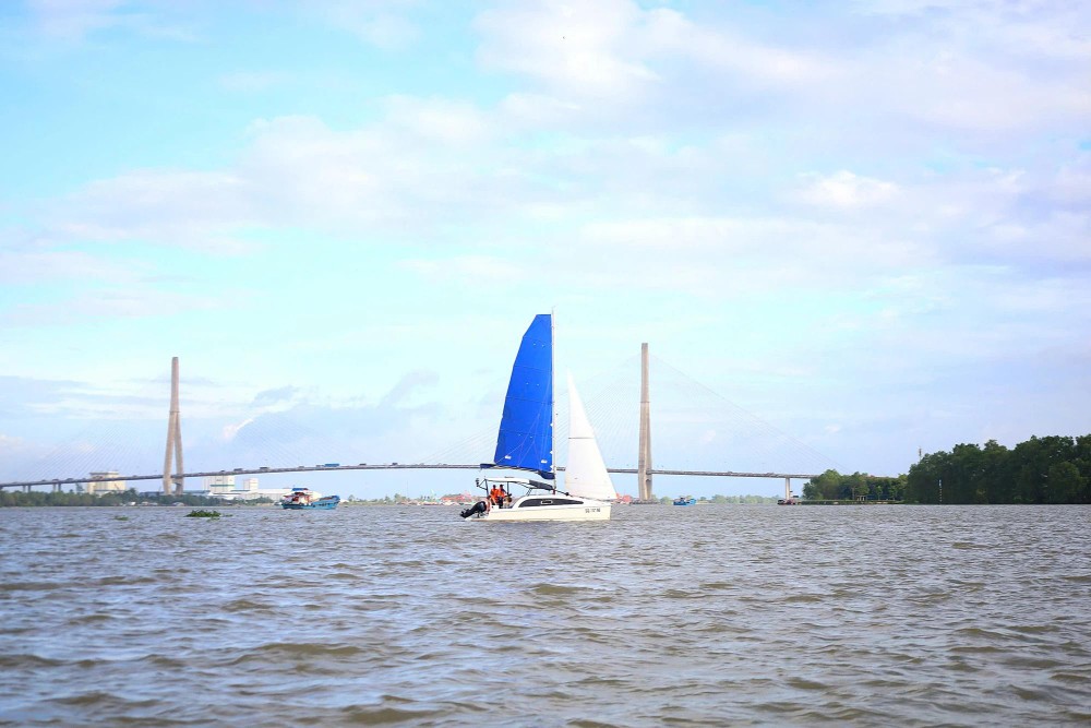 đua thuyền buồm5.jpg