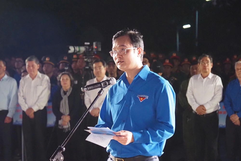 Candle lighting 14.jpg