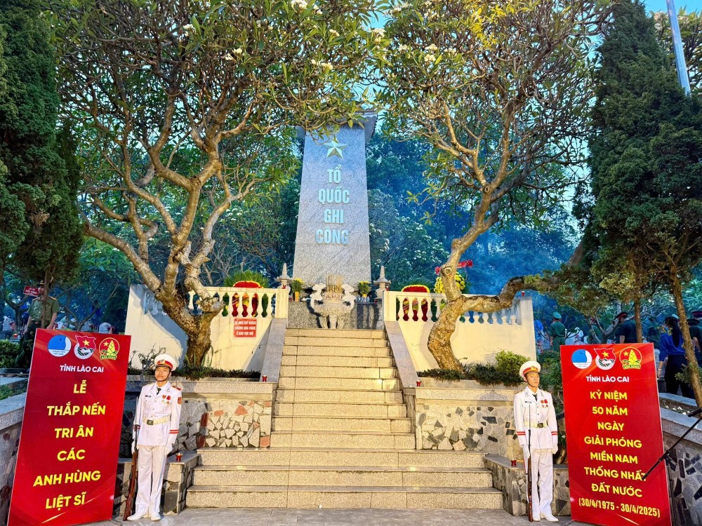 Candle lighting 22.jpg