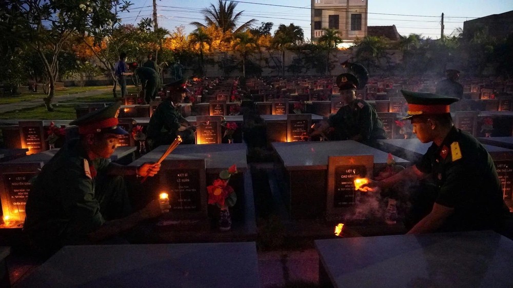 Candle lighting 24.jpg