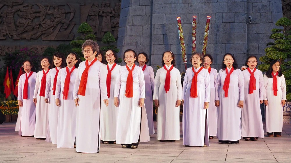 Candle lighting 4.jpg