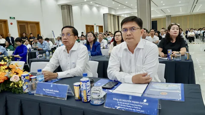 duy09651-3651-2857.jpeg
