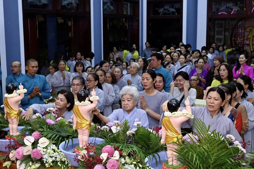 vesak6.jpg