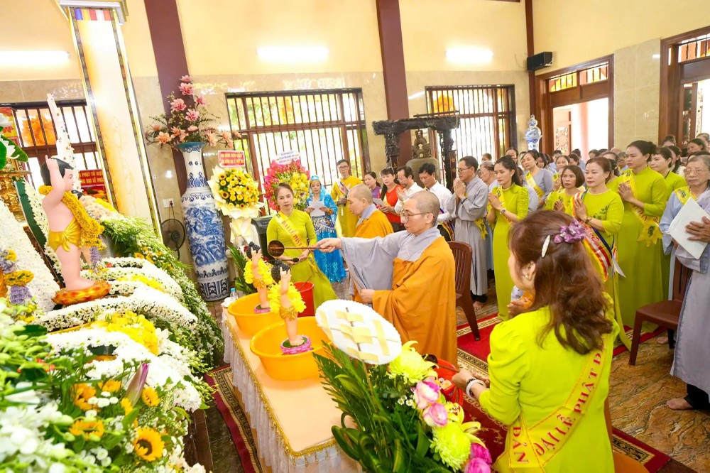 vesak8.jpg