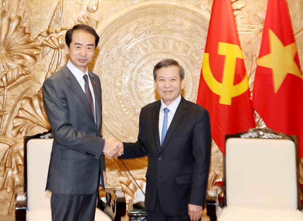 vna-potal-truong-ban-noi-chinh-trung-uong-le-minh-tri-tiep-dai-su-trung-quoc-885720830-16-7-6.jpg