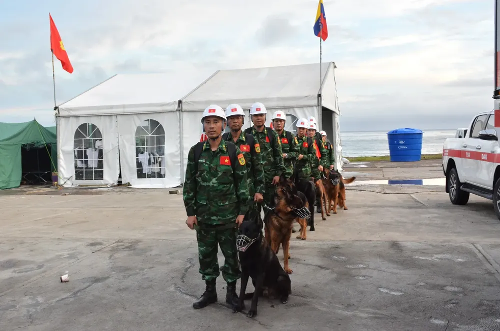 anh-bo-quoc-phong-cc-2-5273-8337.jpg