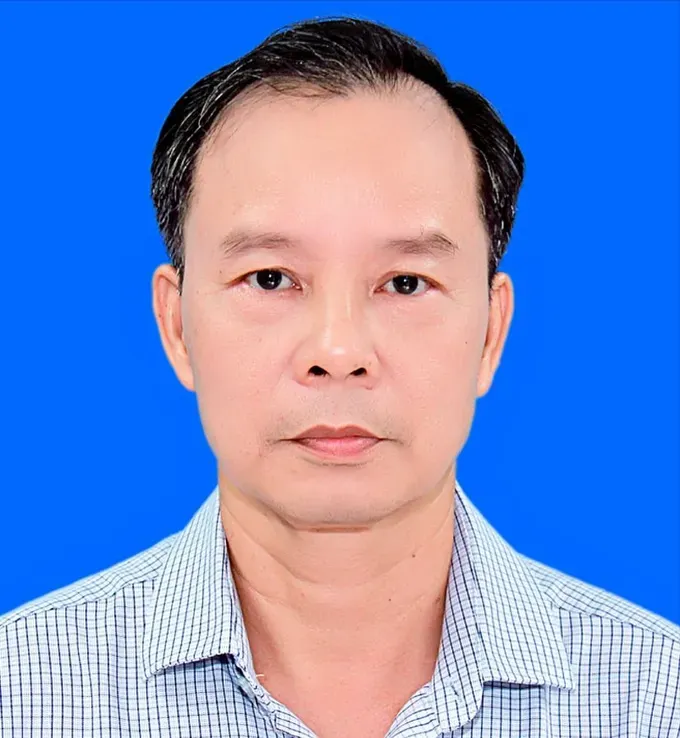 ong-dinh-xuan-cuong-7561-1521.jpg