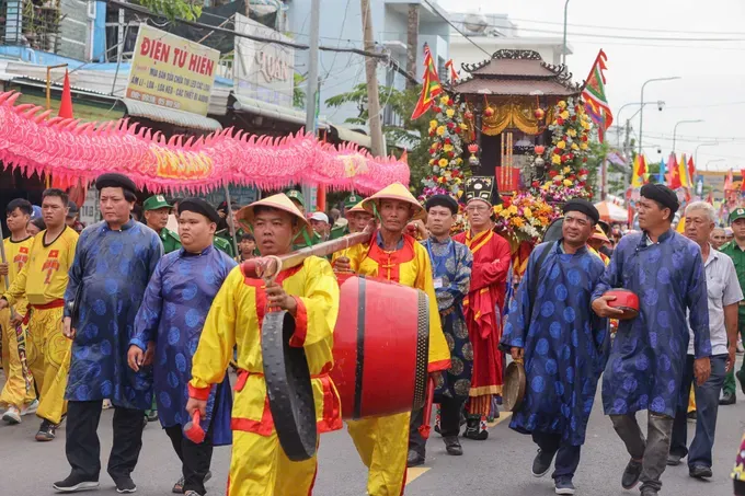le-hoi-nghinh-ong-xa-can-gio-4-5269-4842.jpg