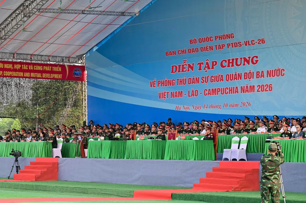 anh-dien-tap-phong-thu-dan-du-vn-lao-cpc-2-229-5305.jpg
