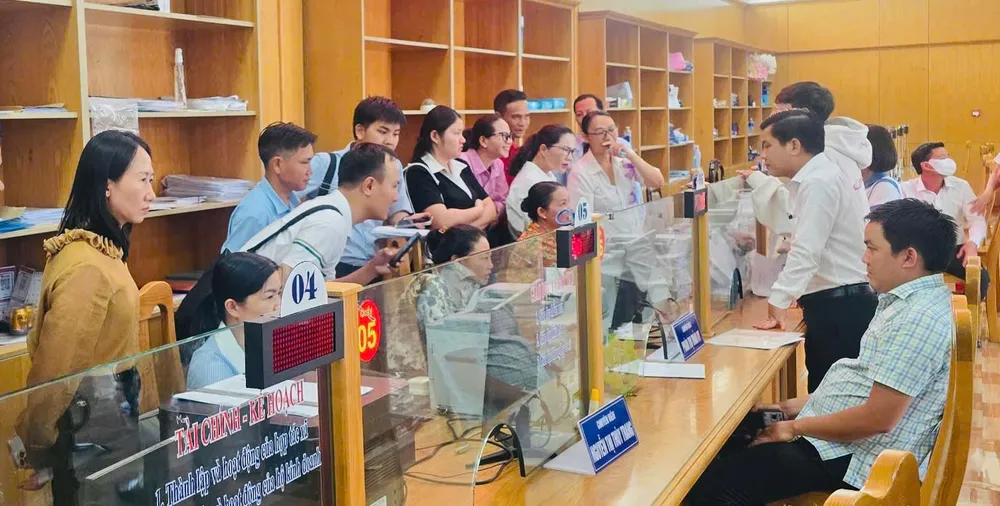 Vận hành thử nghiệm Trung tâm phục vụ hành chính công UBND xã Hồ Tràm