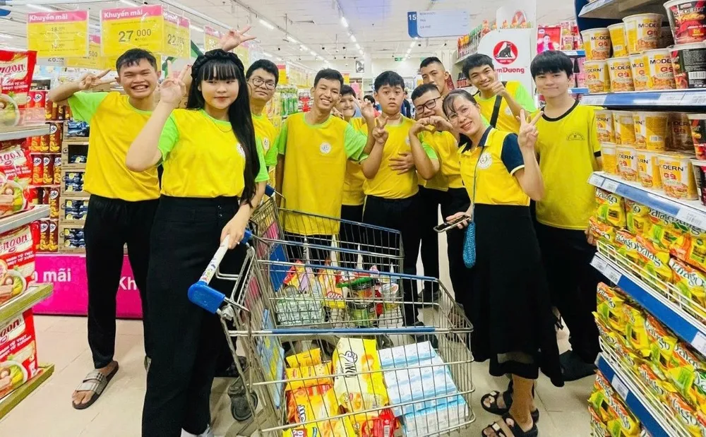 Co.opmart Củ Chi kết nối cộng đồng qua hoạt động “Bé đi siêu thị”