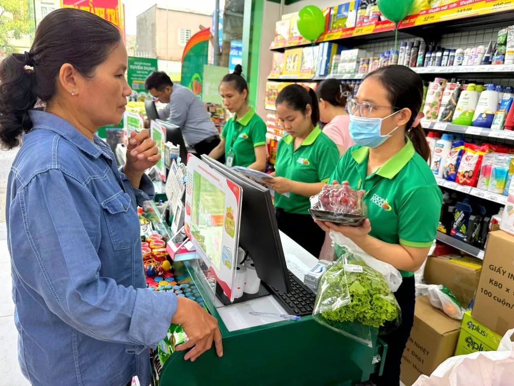Người lao động có cơ hội việc làm tại các cửa hàng Co.op Food sắp được mở mới