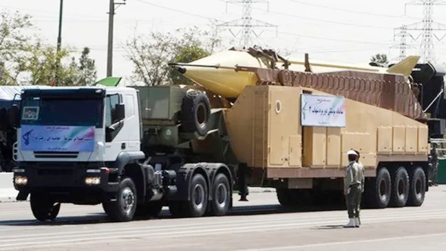 Tên lửa Iran  Shahab 3 trong lễ duyệt binh ngày 22-9  
