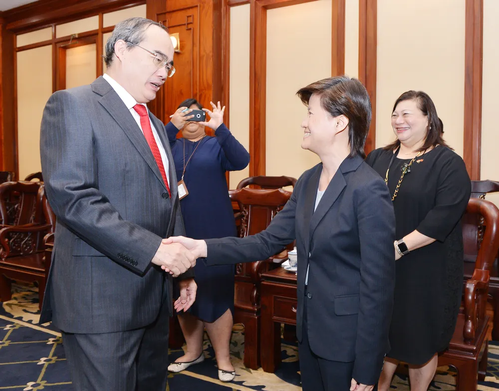 Bí thư Thành ủy TPHCM hoan nghênh Singapore ủng hộ xây dựng đô thị thông minh ảnh 2