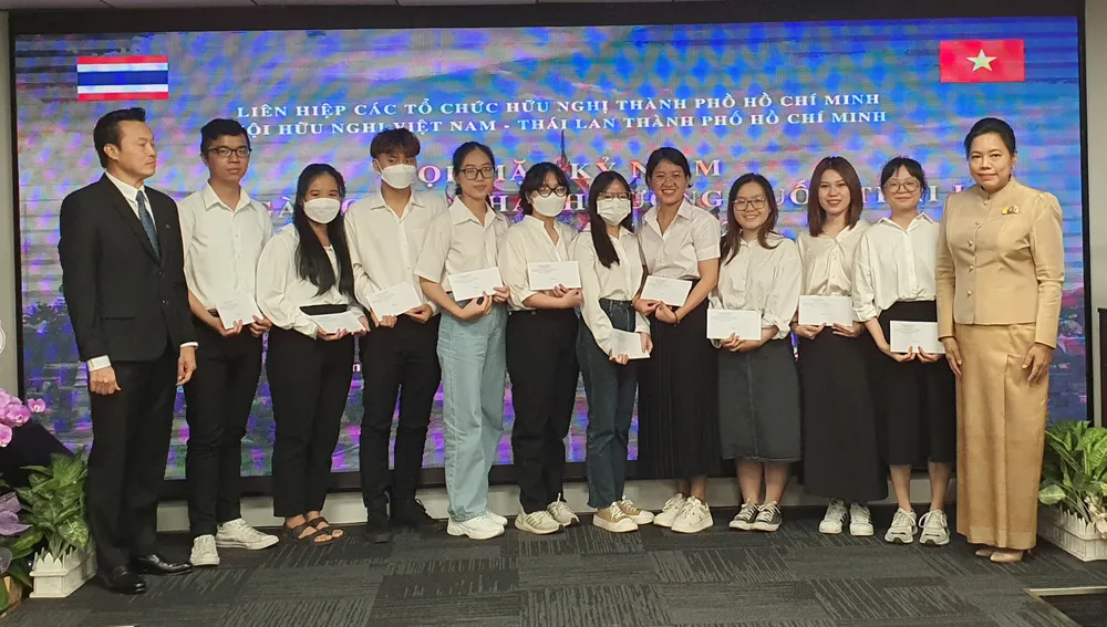 Tăng cường ngoại giao nhân dân Việt Nam - Thái Lan ảnh 1