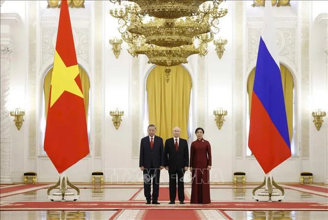 tong-bi-thu-chu-tich-nuoc-to-lam-.jpg