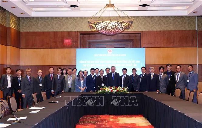 chuyên gia 2.jpg